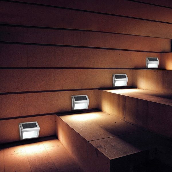 Solar Powered LED Outdoor Stairs Light For Cheap