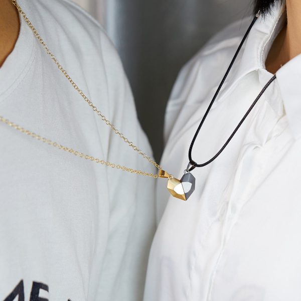 Magnetic Abstract Heart Couple s Necklace For Sale
